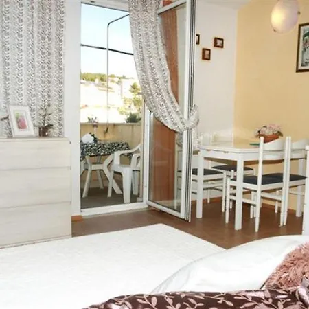 Appartement By The Sea Okrug Gornji, Ciovo - 22139