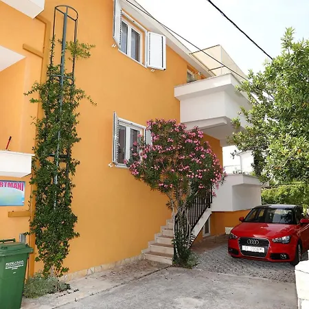 Appartement By The Sea Okrug Gornji, Ciovo - 22139