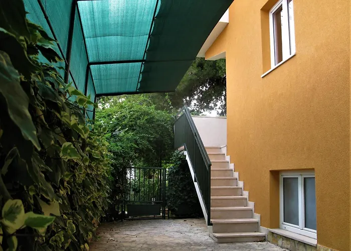 公寓 By The Sea Okrug Gornji, Ciovo - 22139 特罗吉尔